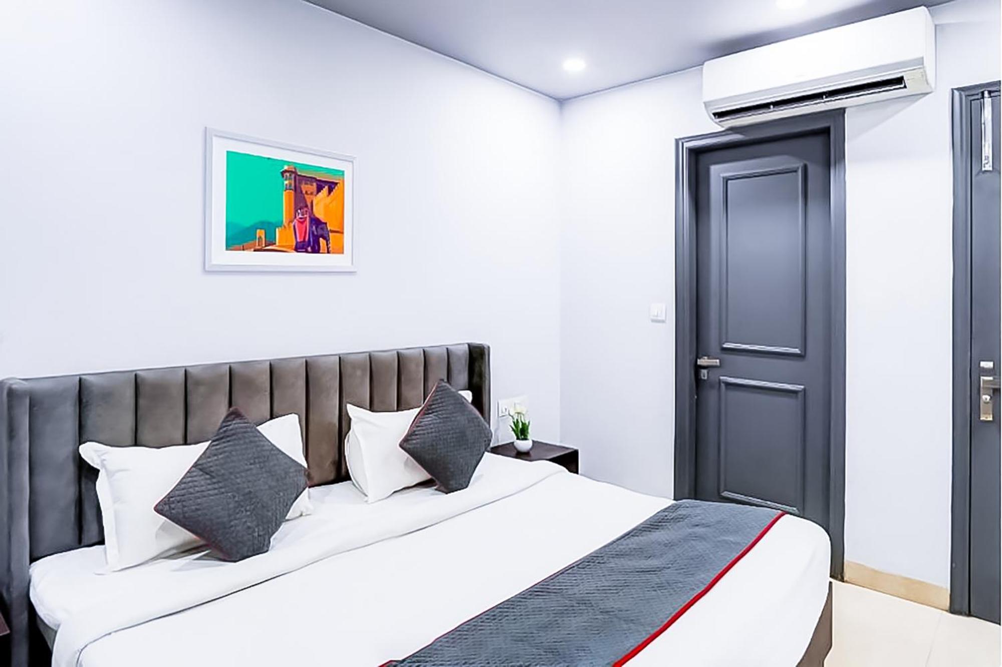 Family Rooms Inn - Shalimarbagh Nueva Delhi Exterior foto