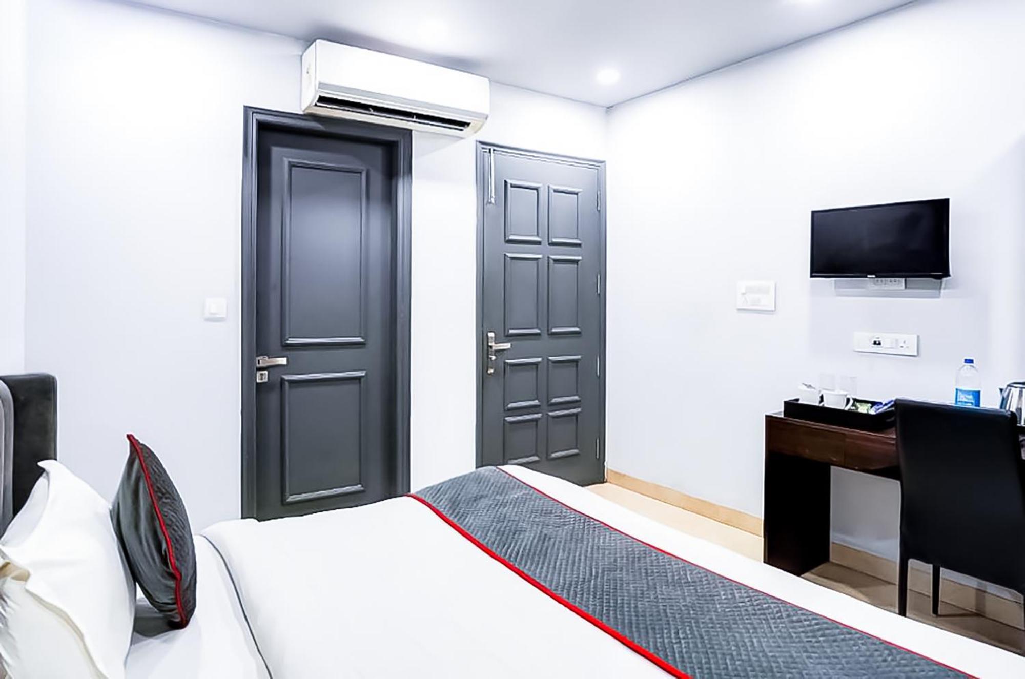 Family Rooms Inn - Shalimarbagh Nueva Delhi Exterior foto