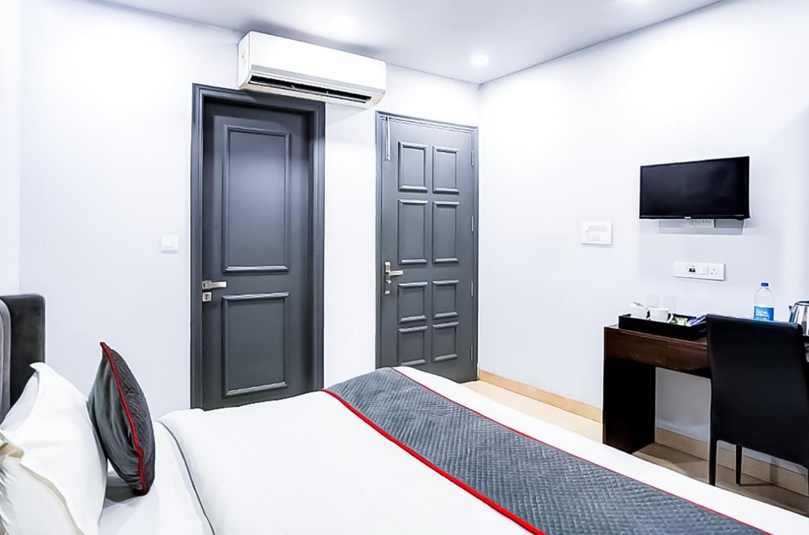 Family Rooms Inn - Shalimarbagh Nueva Delhi Exterior foto